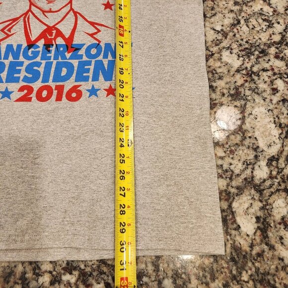 Sterling Archer for President T Shirt Mens L Cartoon FX Pop Culture 2016 NWOT - Picture 4 of 5